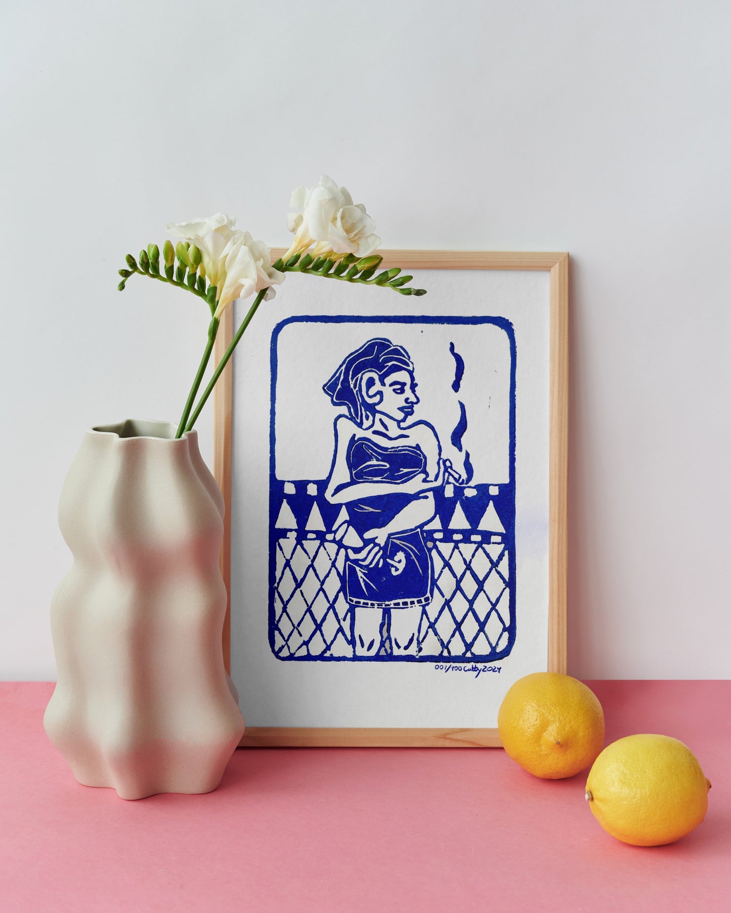 Frau in Handtuch Linoldruck